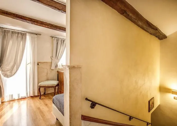 Pantheon Relais Affittacamere 3*